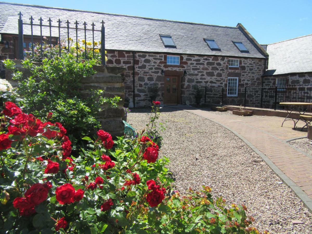 Mill Of Nethermill Holidays Pennan Экстерьер фото